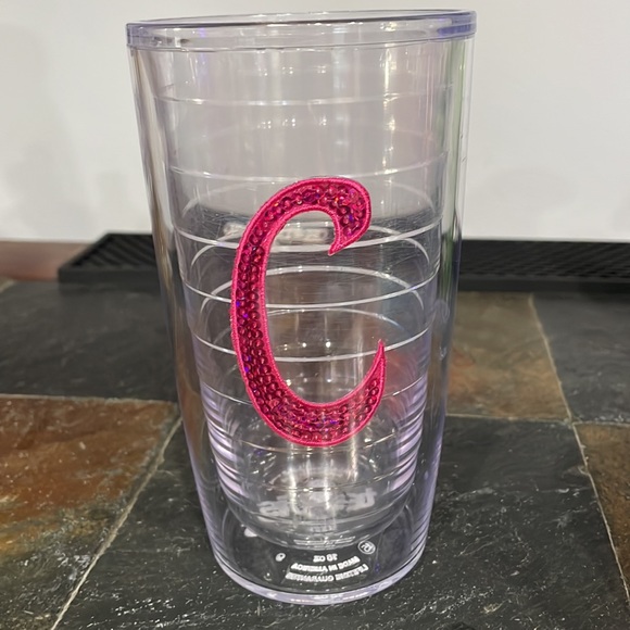 AVAILABILE UNTIL 2-1-25 All 5 Tervis cups with lids - Picture 4 of 6